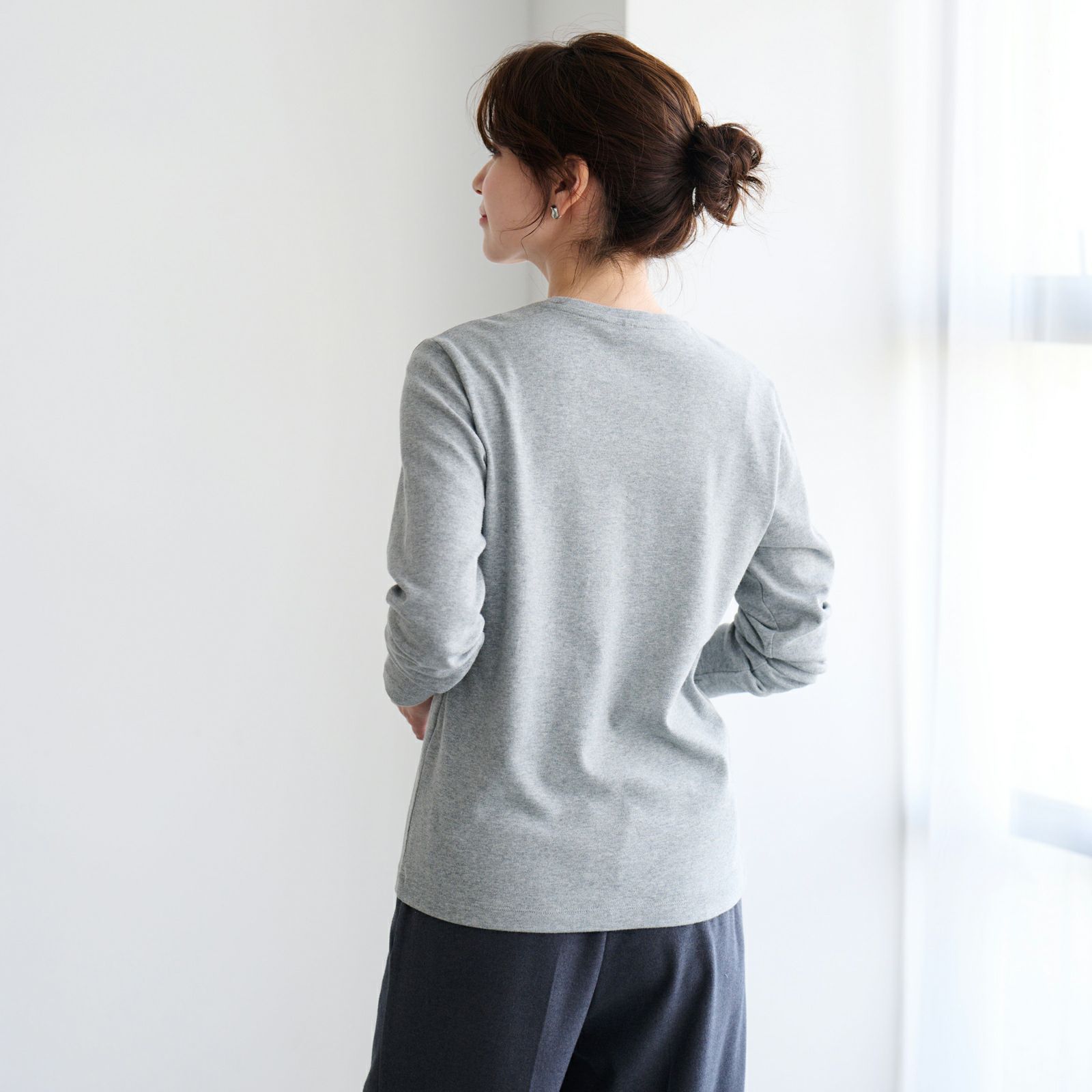 コットン１００起毛　クルーネック長袖Tシャツ