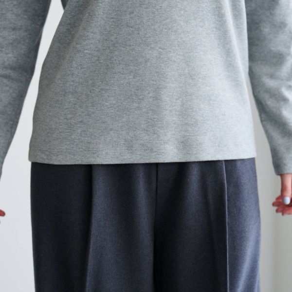 コットン１００起毛　クルーネック長袖Tシャツ