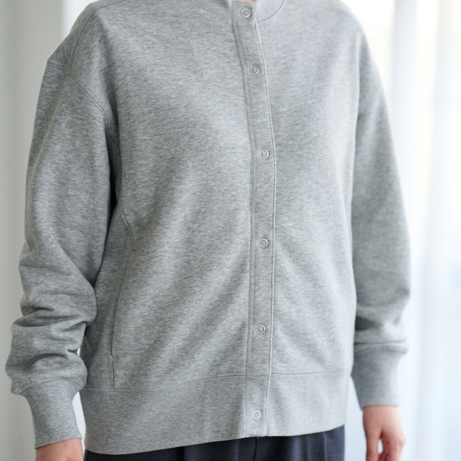 レトロカラースウェット　リングドットボタンカーディガン