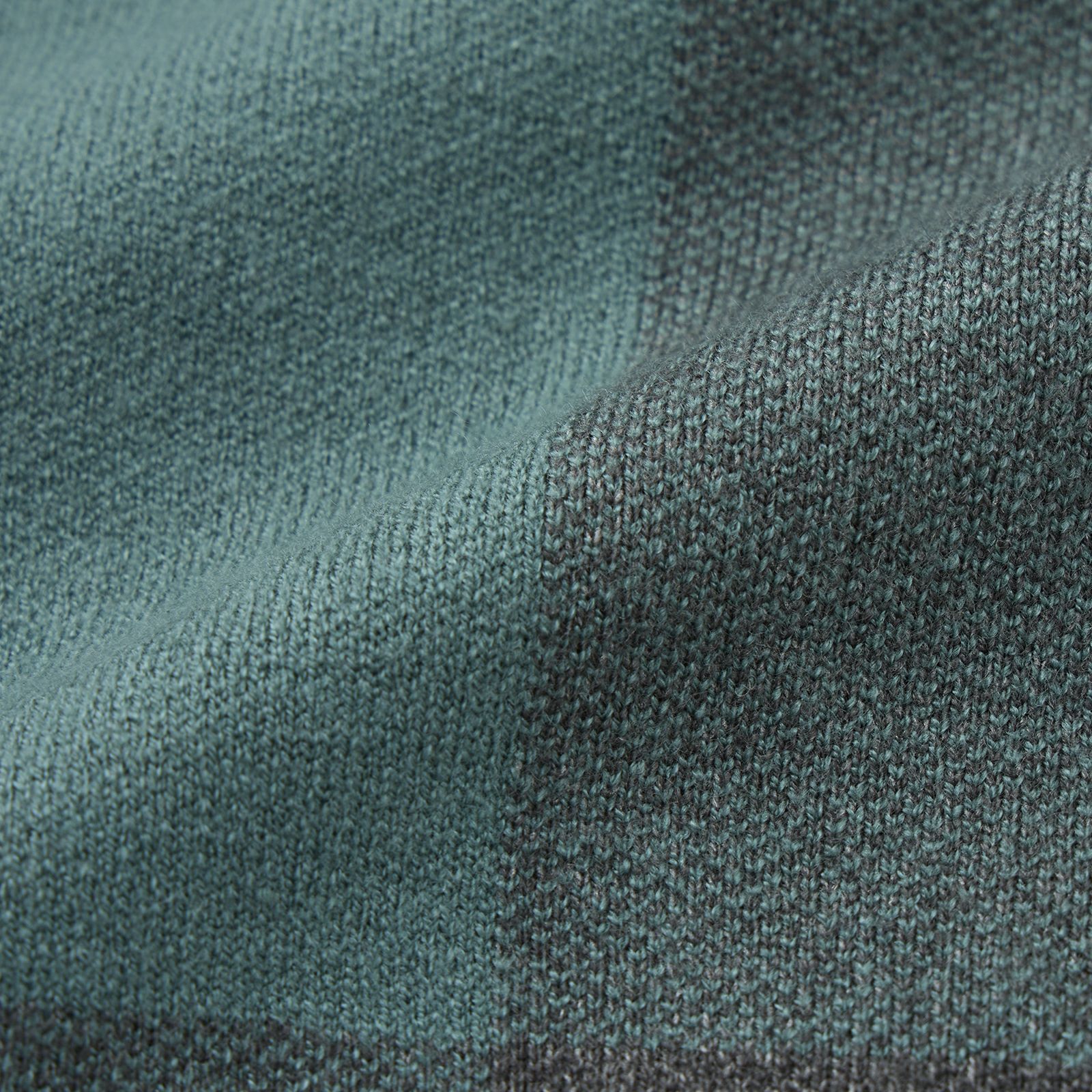 スウェットライク　プルオーバークロスチェック