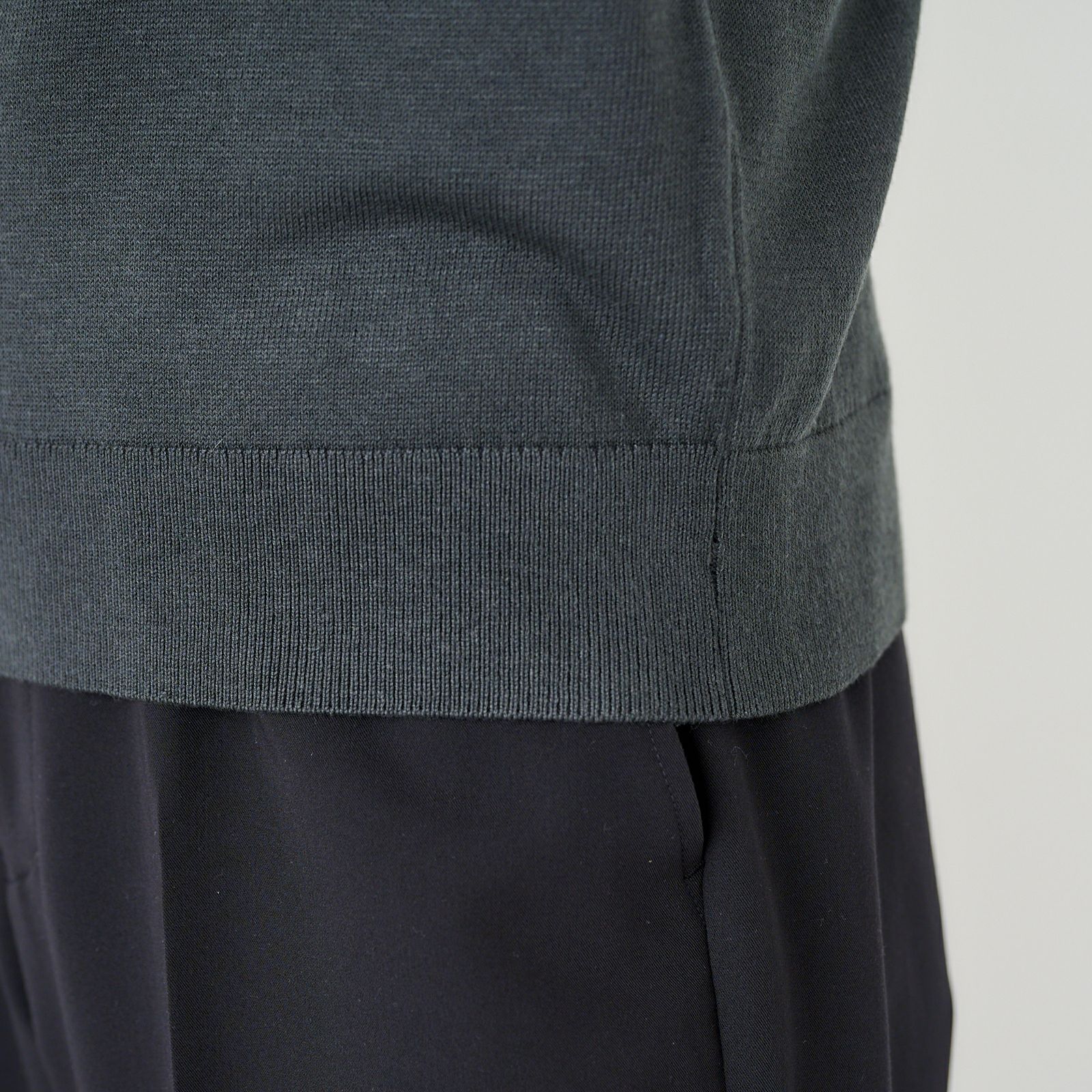 ハイゲージ　タートルネックプルオーバー