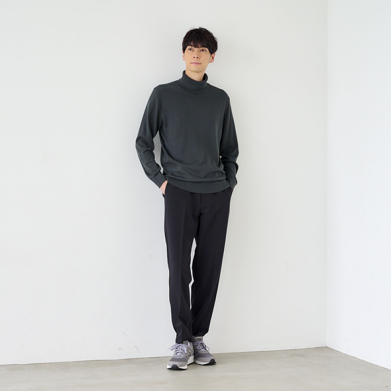 ハイゲージ　タートルネックプルオーバー