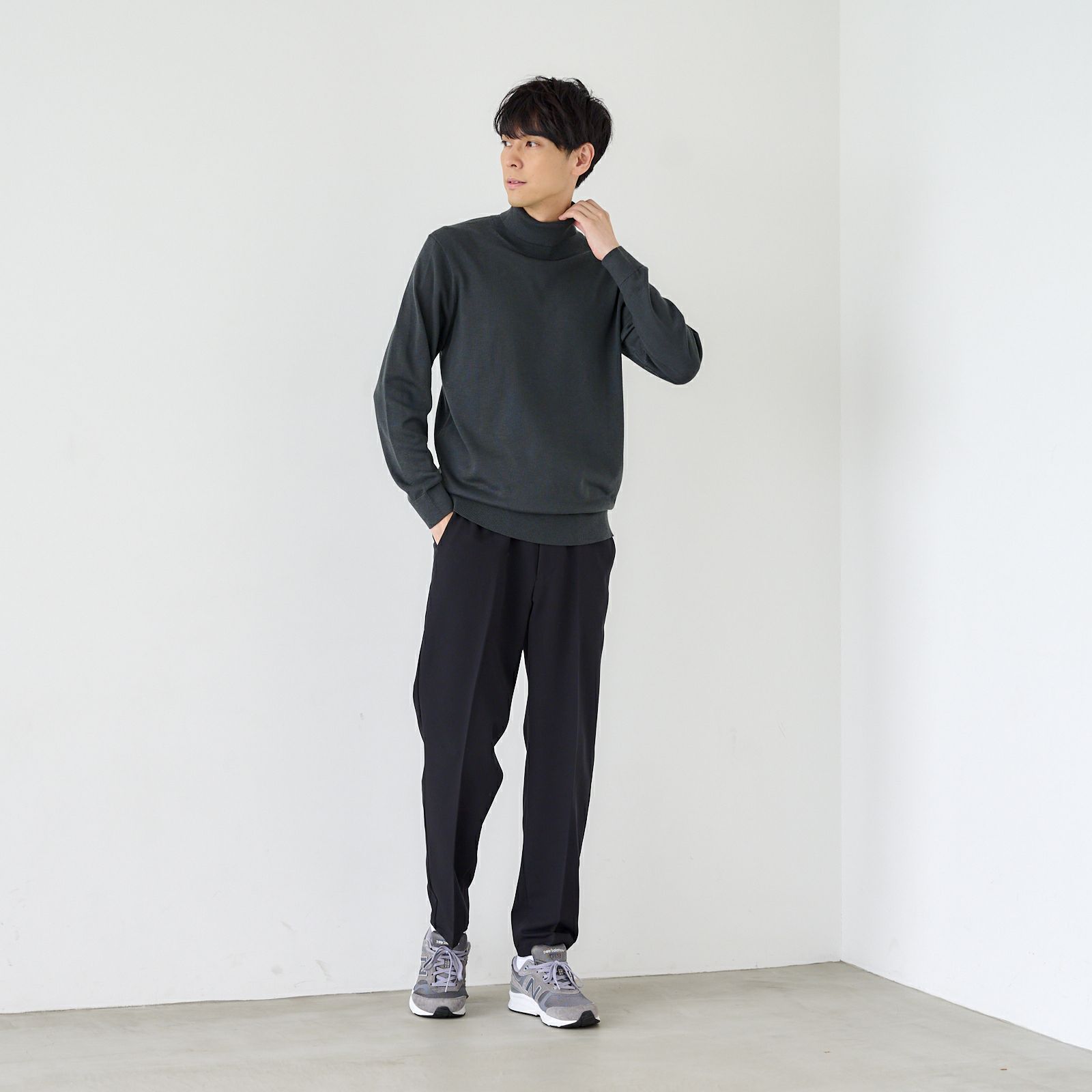 ハイゲージ　タートルネックプルオーバー