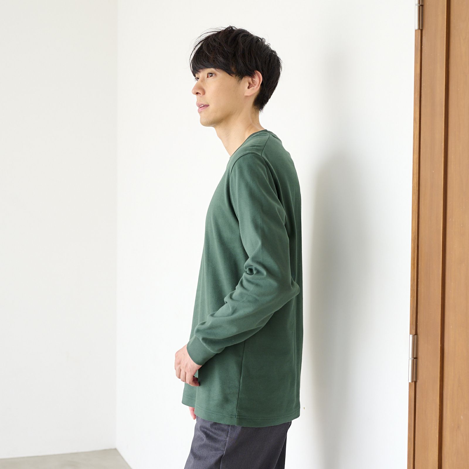 コットン起毛　クルーネック長袖Tシャツ