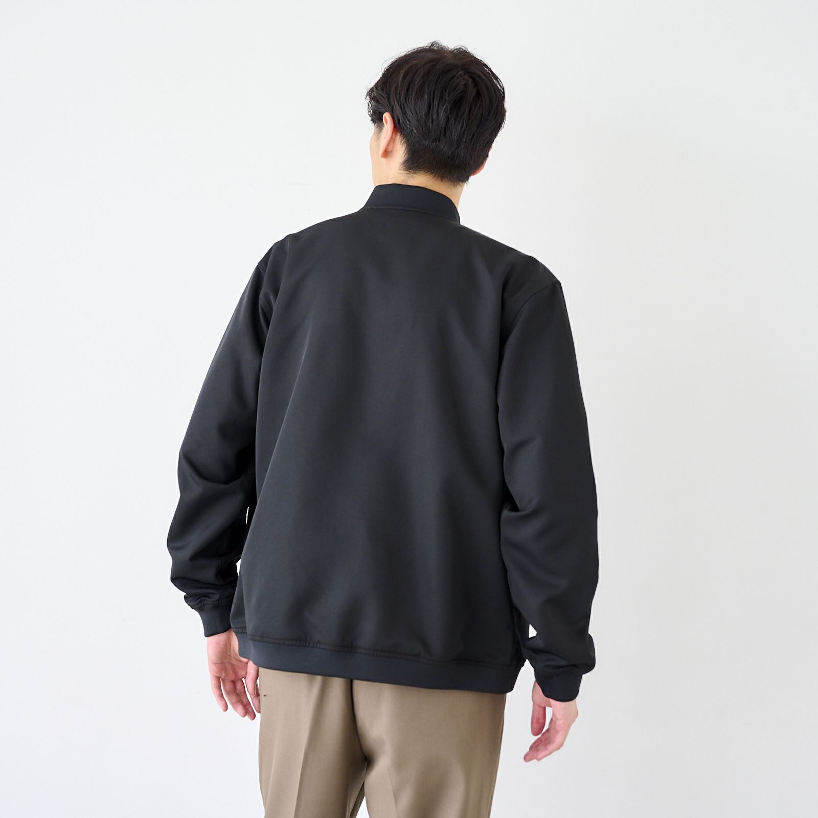 ノーカラーブルゾン