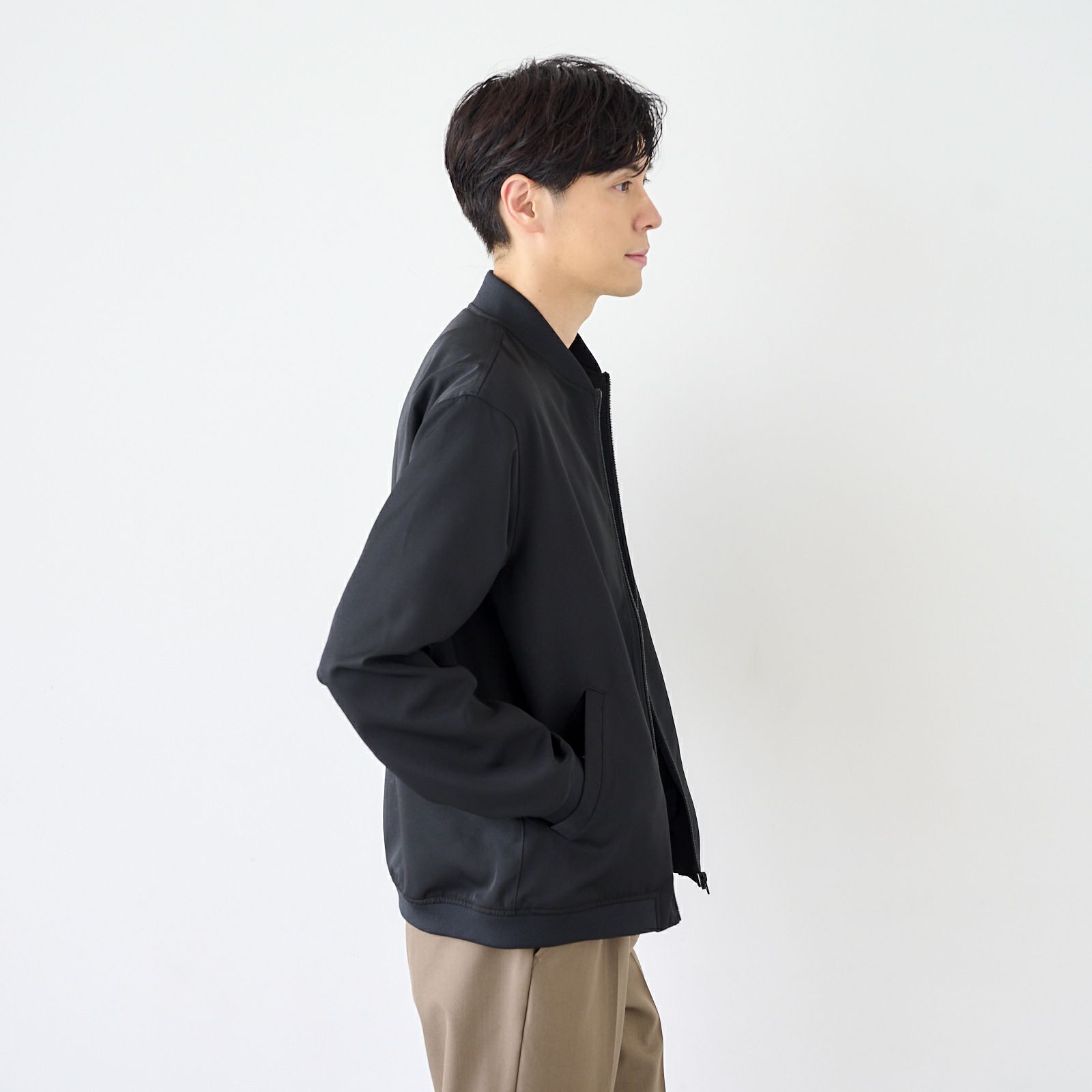 ノーカラーブルゾン