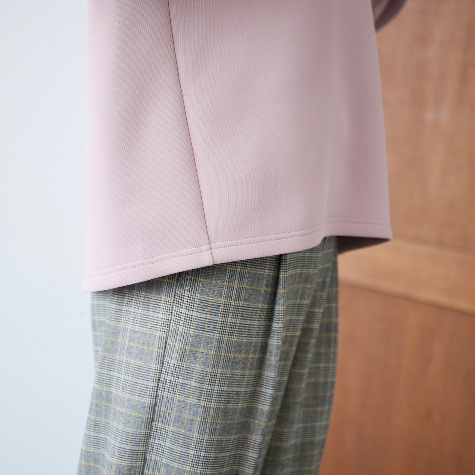 エアリースウェット襟リブプルオーバー