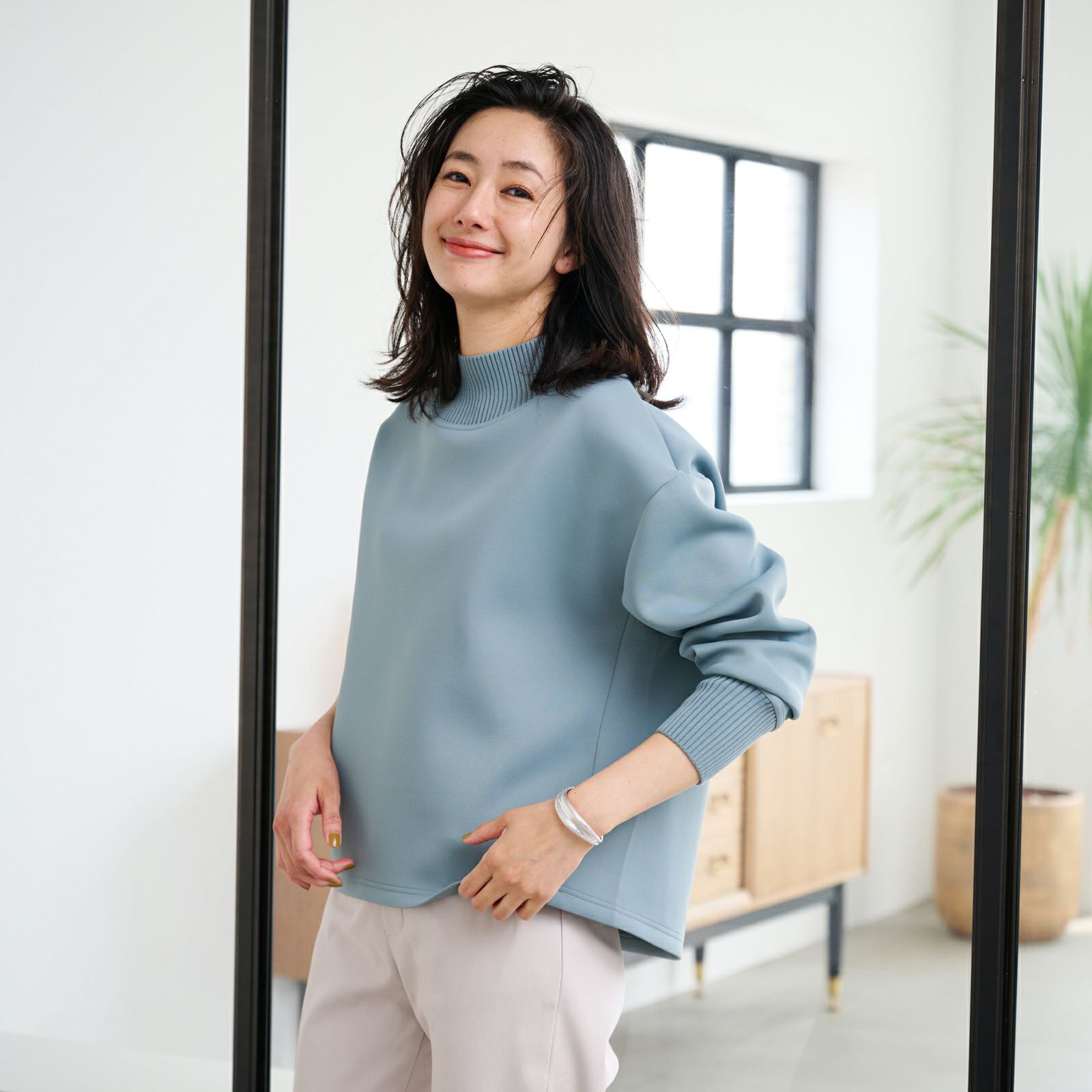 エアリースウェット襟リブプルオーバー