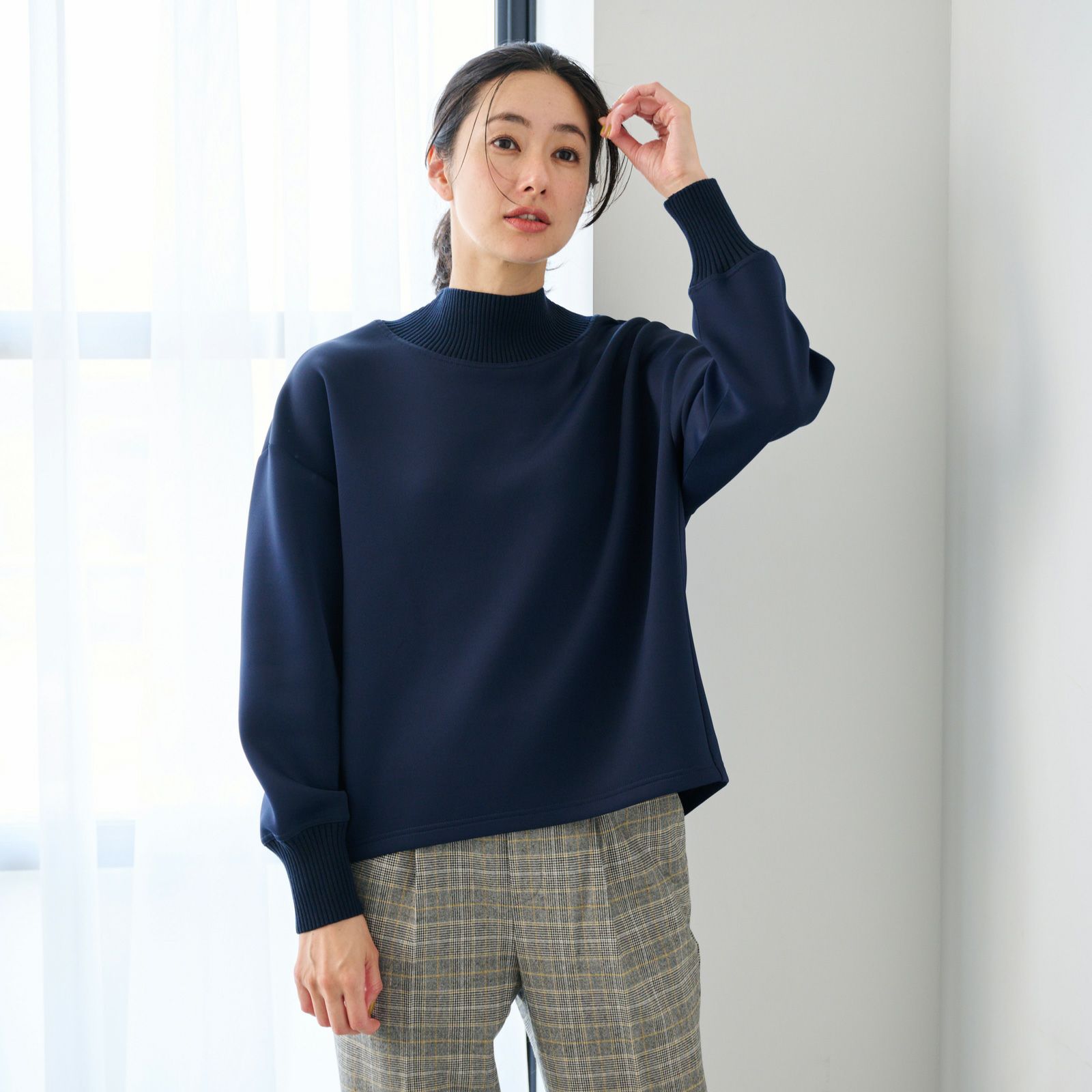 エアリースウェット襟リブプルオーバー