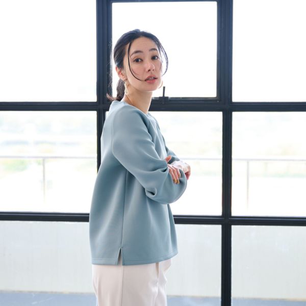 エアリースウェット 袖口ギャザープルオーバー