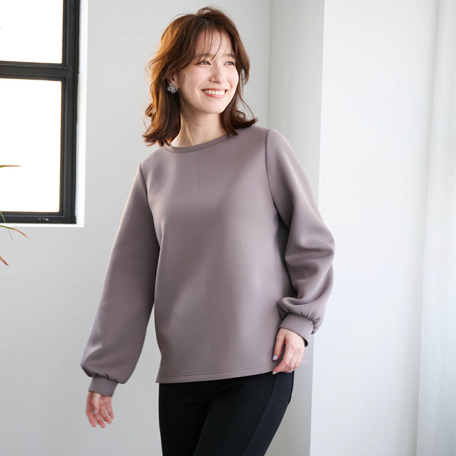 エアリースウェット 袖口ギャザープルオーバー