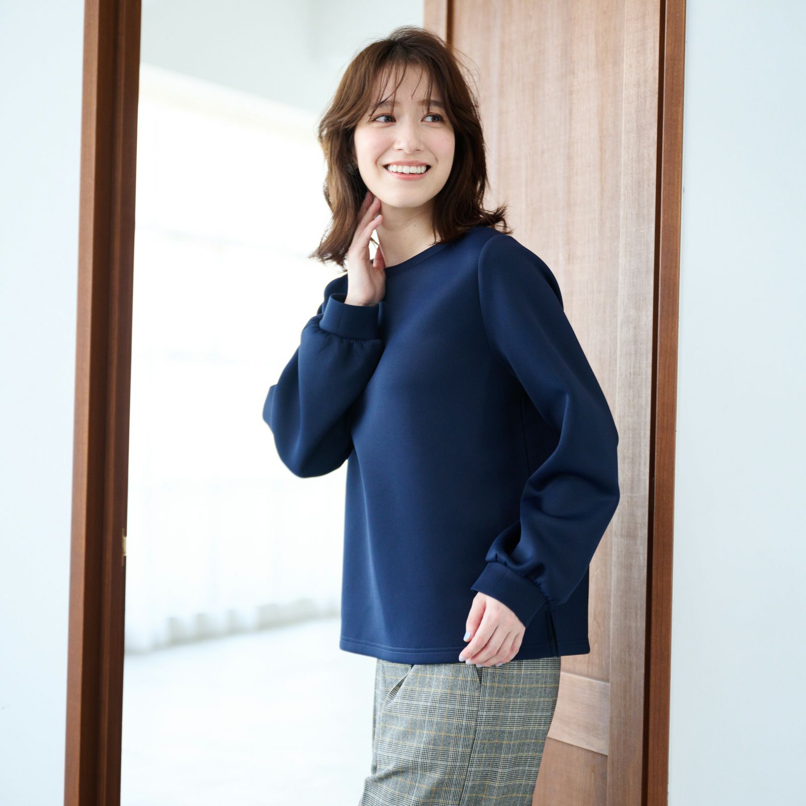 エアリースウェット 袖口ギャザープルオーバー