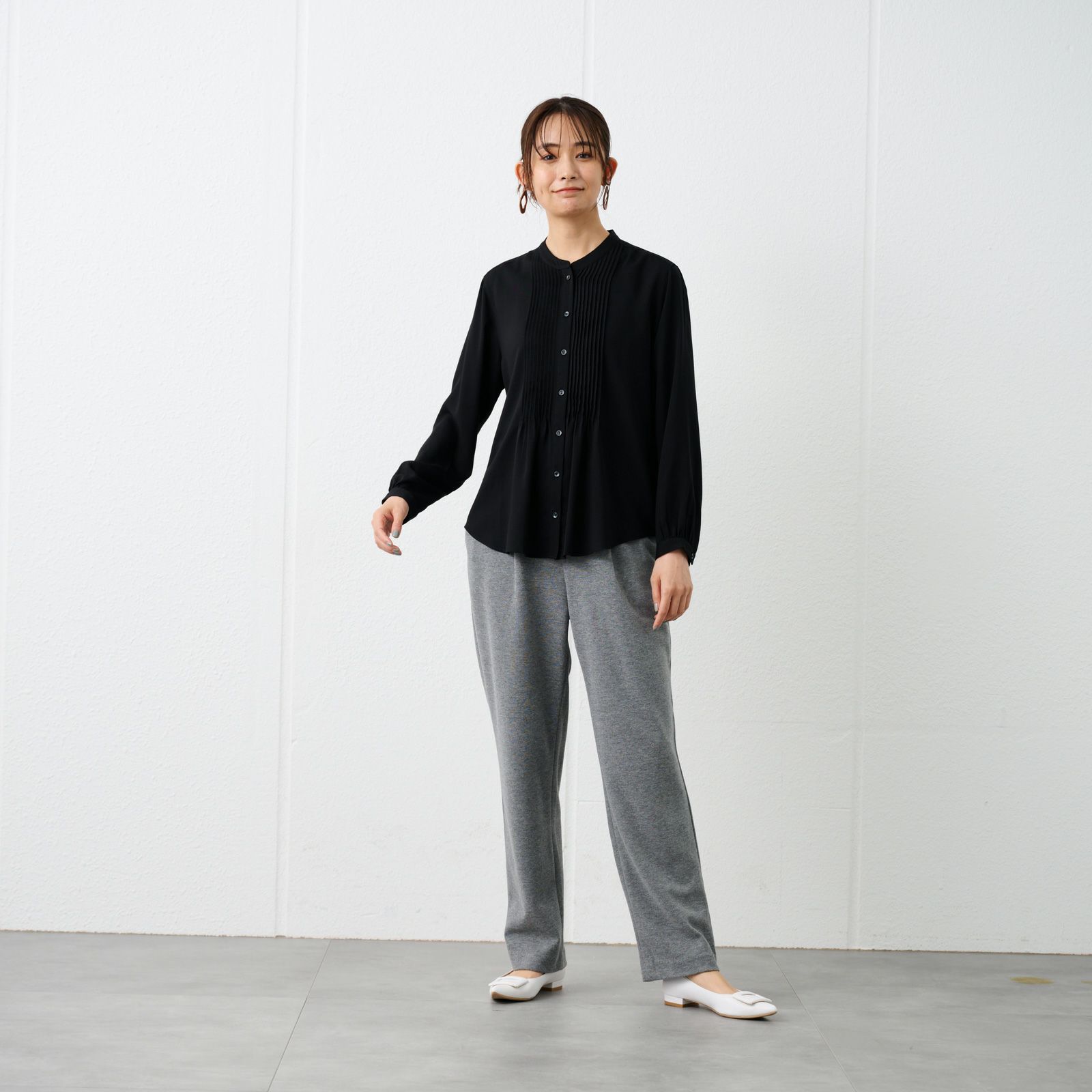 起毛カットソー　ストレートパンツ