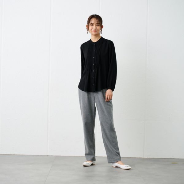 起毛カットソー　ストレートパンツ