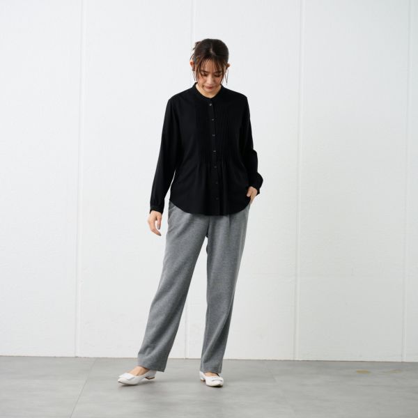 起毛カットソー　ストレートパンツ