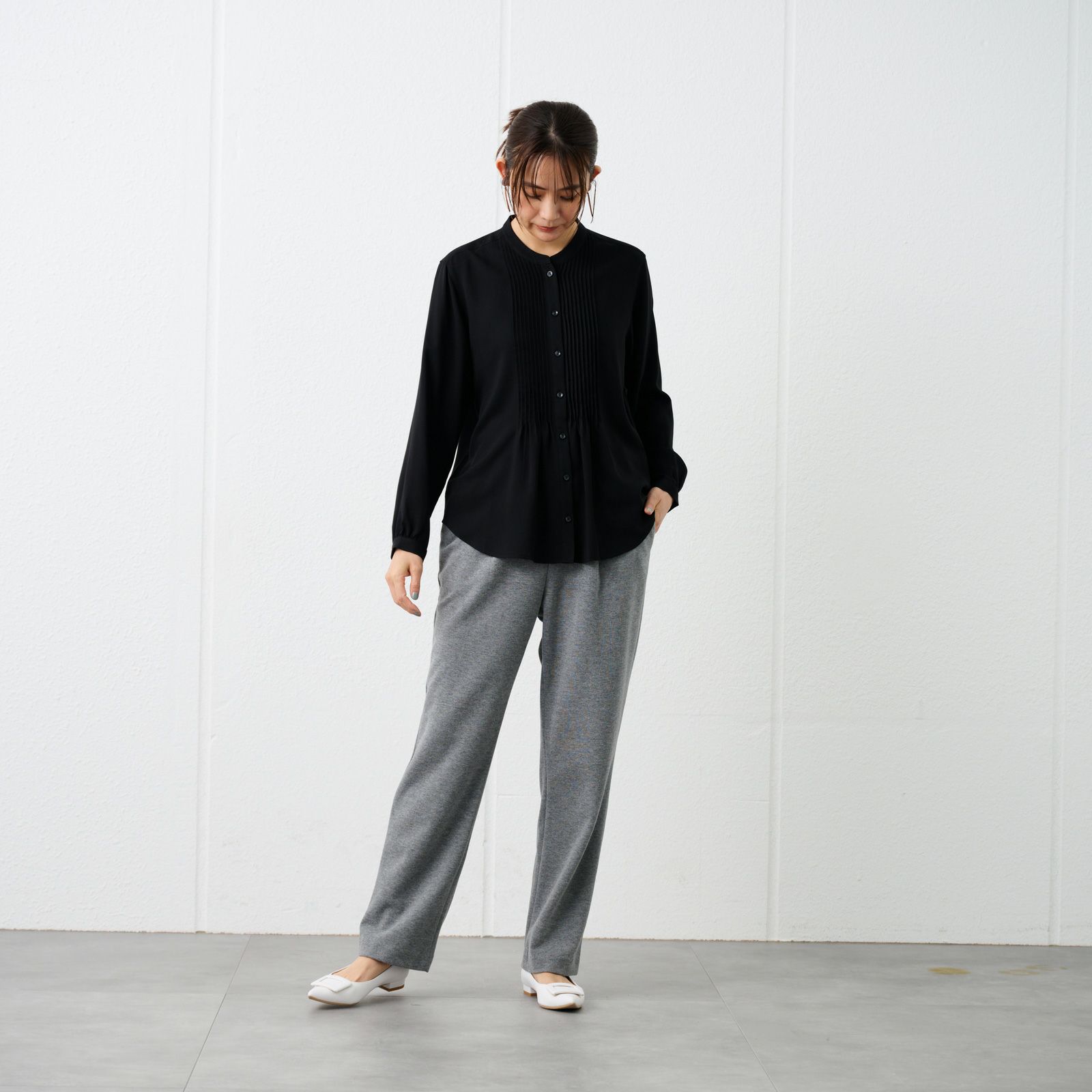 起毛カットソー　ストレートパンツ