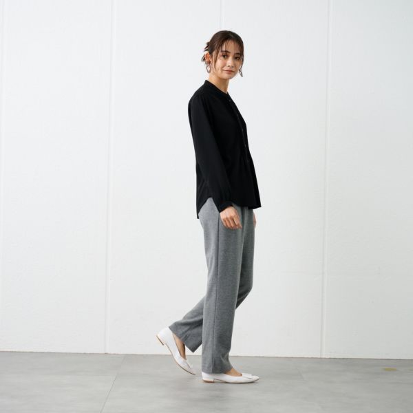起毛カットソー　ストレートパンツ
