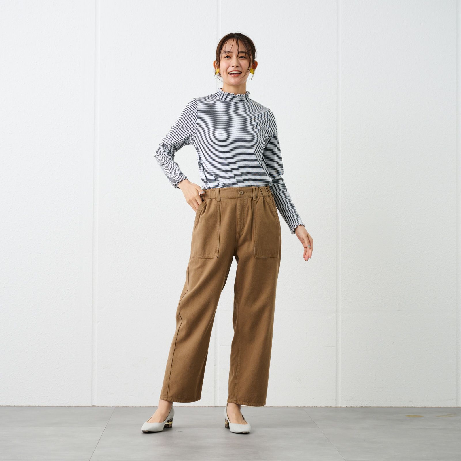 コットン100%　ストレートベーカーパンツ