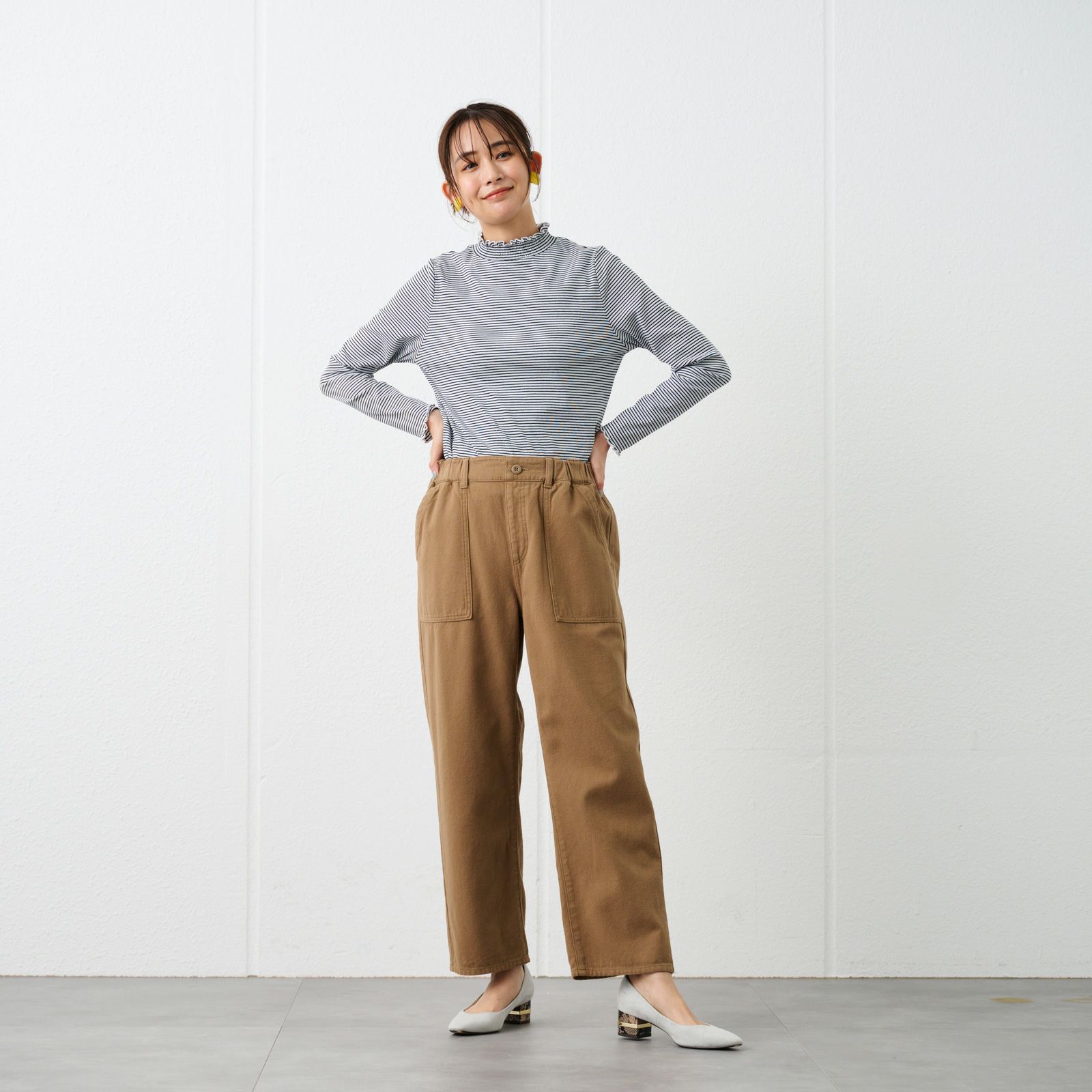 コットン100%　ストレートベーカーパンツ