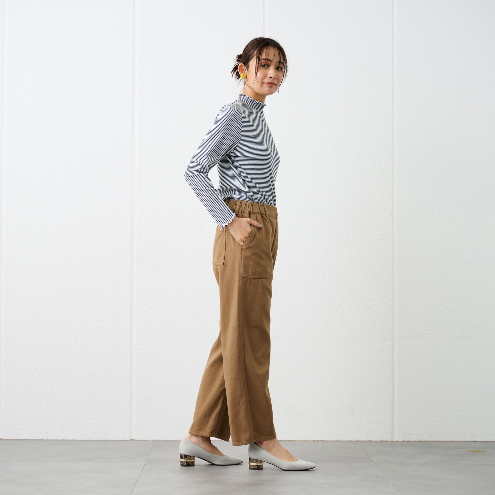 コットン100%　ストレートベーカーパンツ
