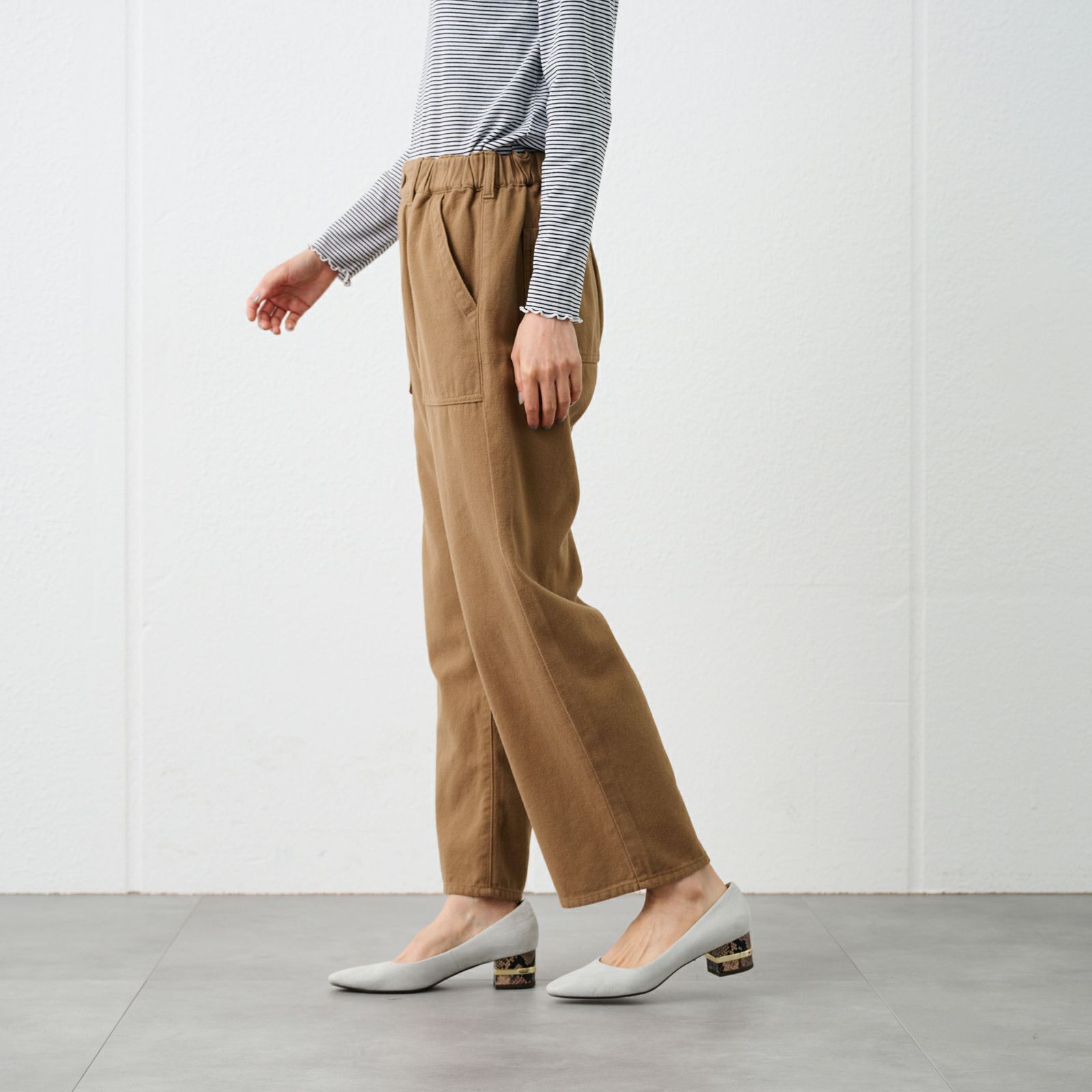 コットン100%　ストレートベーカーパンツ