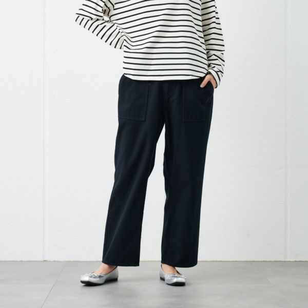 コットン100%　ストレートベーカーパンツ