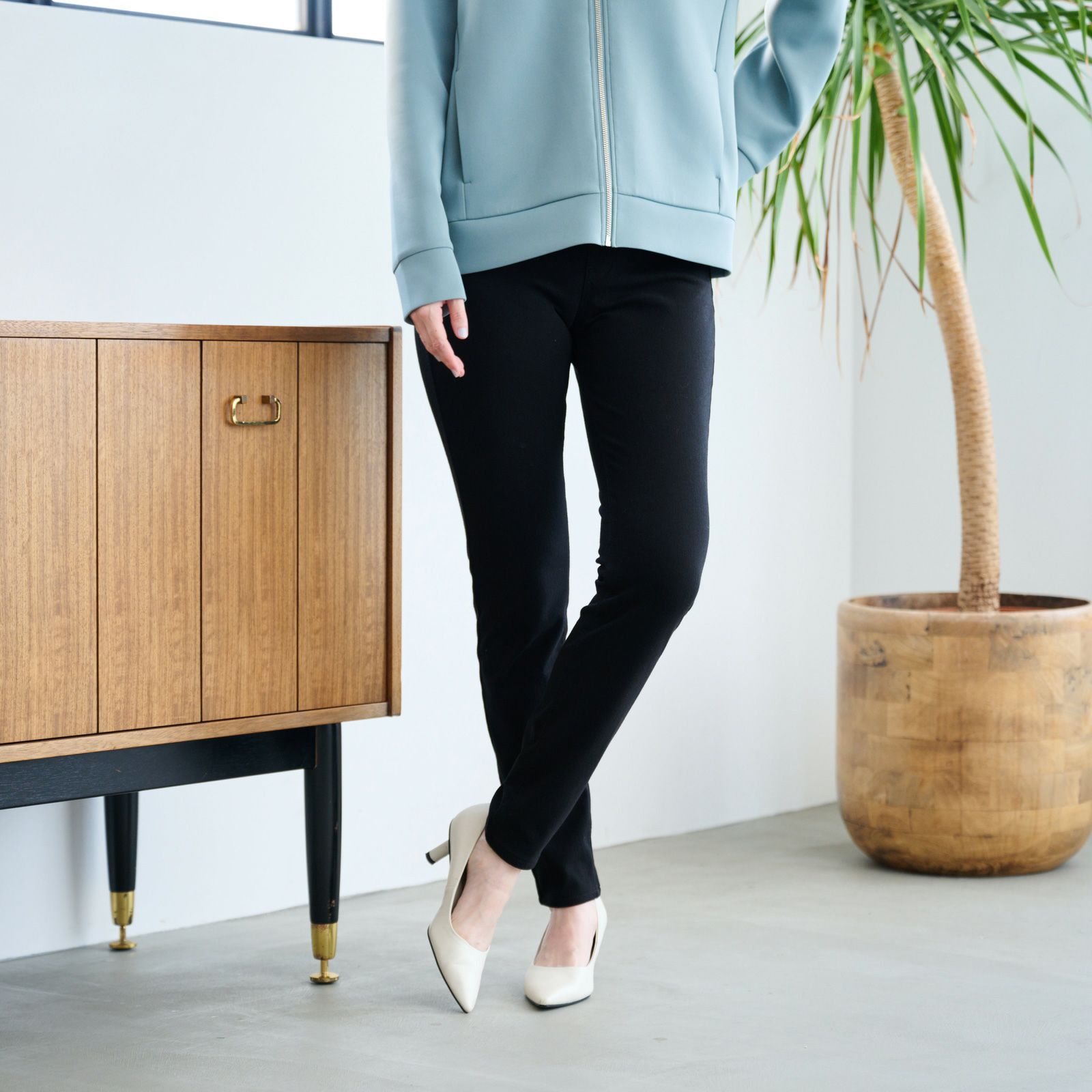 アルガンオイル　裏起毛レギンスパンツ