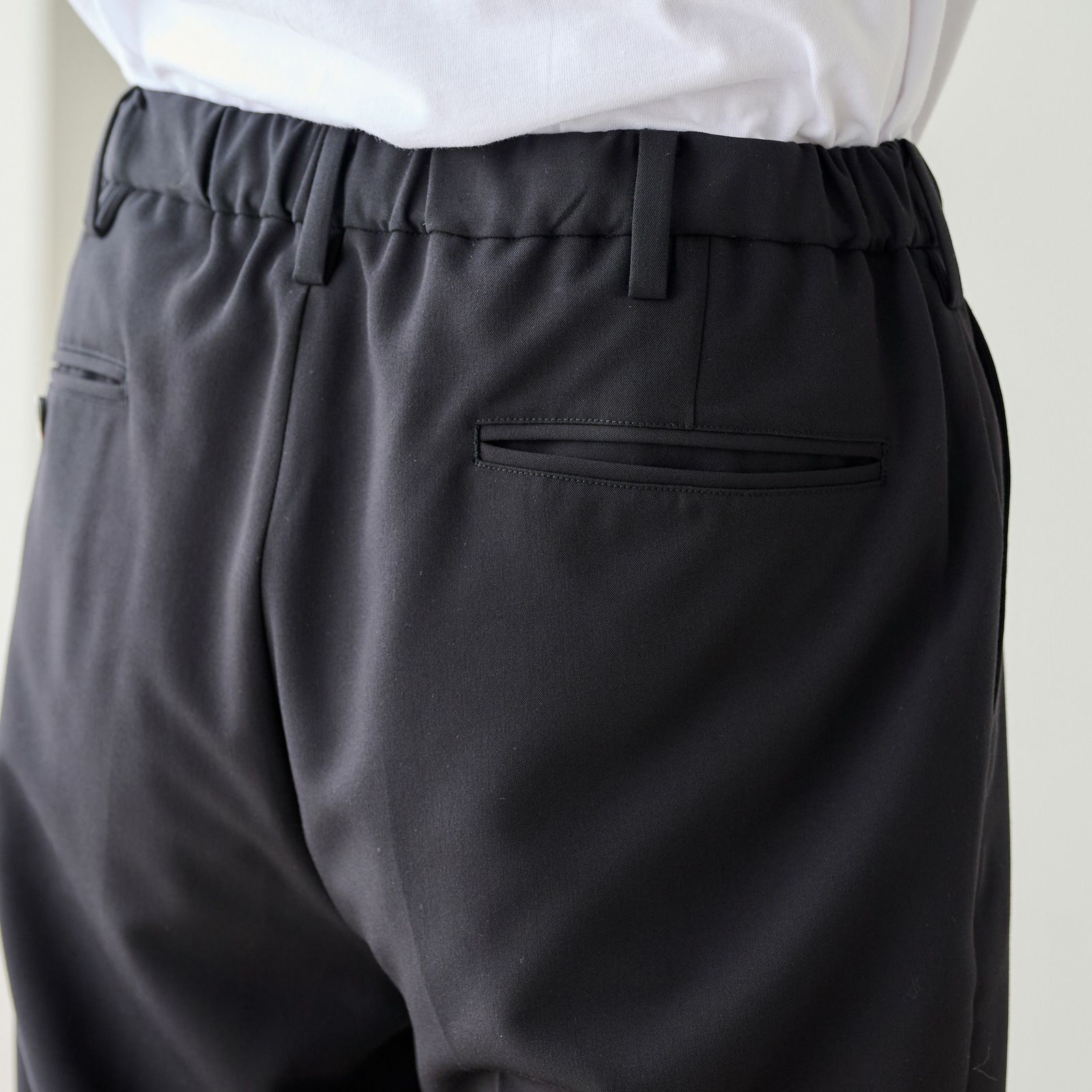 セットアップ　ストレッチTRパンツ