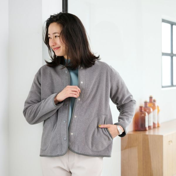 フリースジャケット