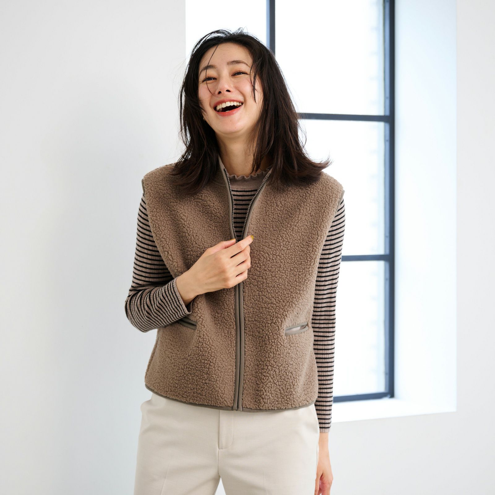 ボアフリースフルジップベスト