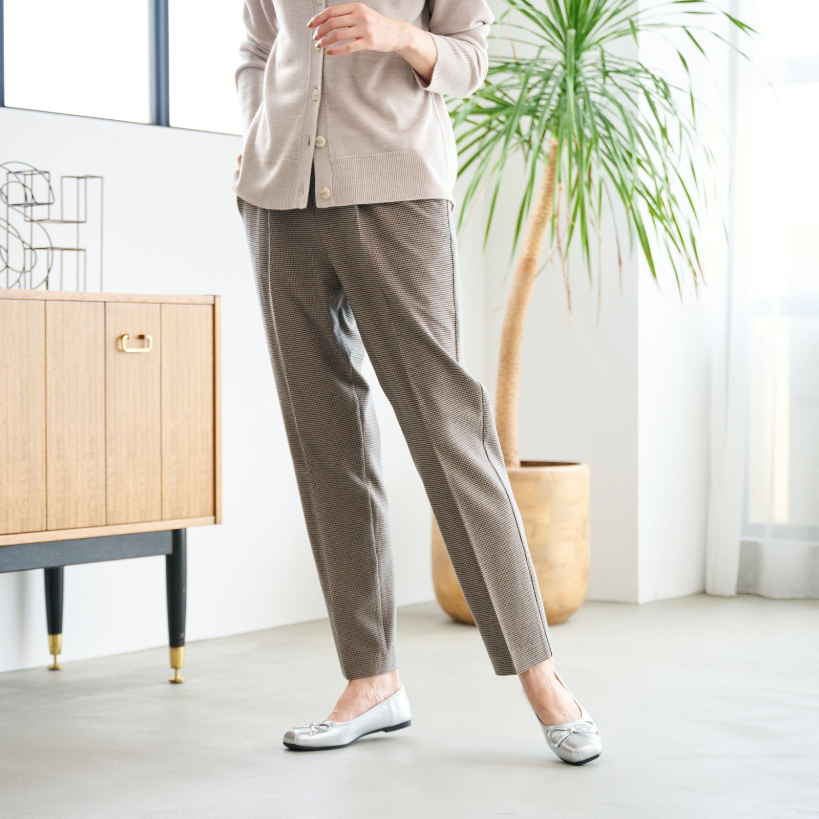 【オルスタ】両面起毛　また下長めテーパードパンツ