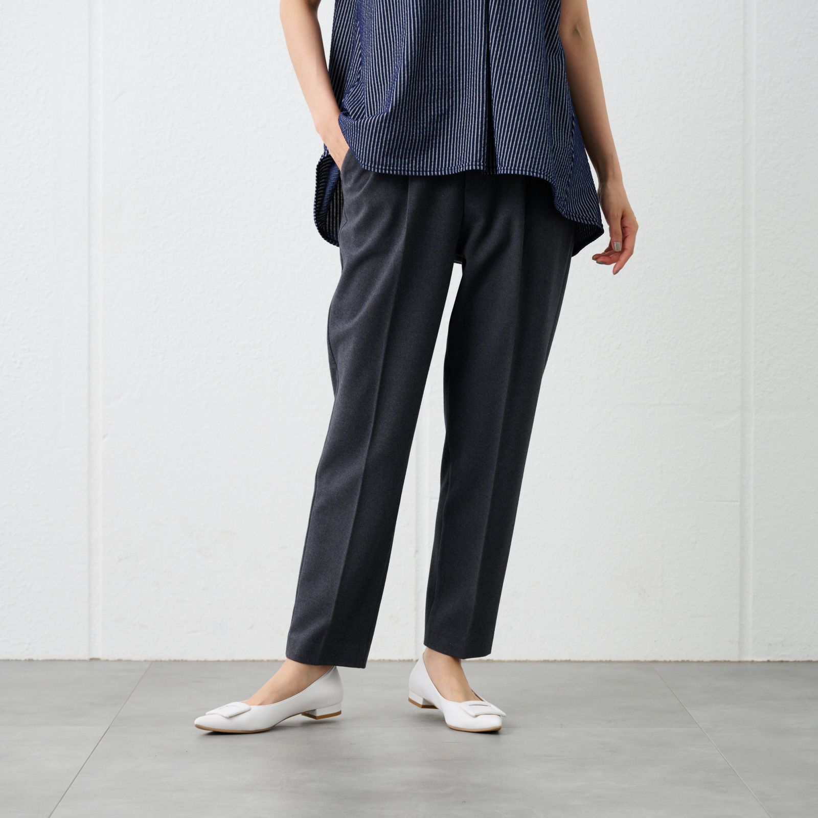 【オルスタ】両面起毛　テーパードパンツ