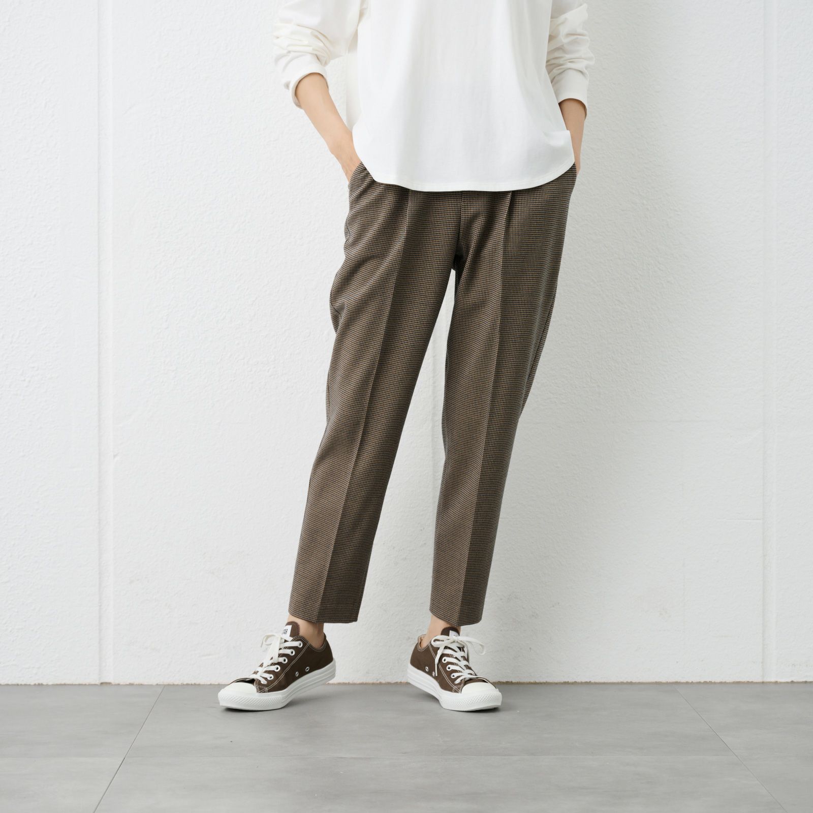 【オルスタ】両面起毛　テーパードパンツ