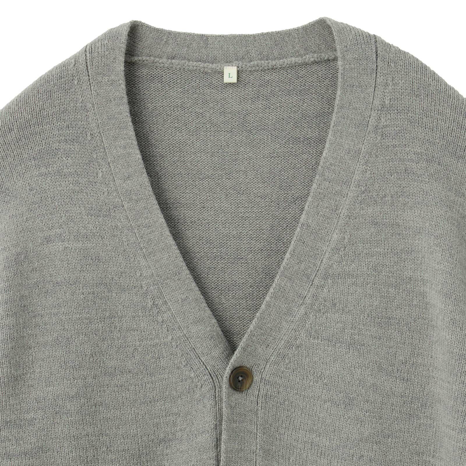 再生アクリル　Ｖネックカーディガン