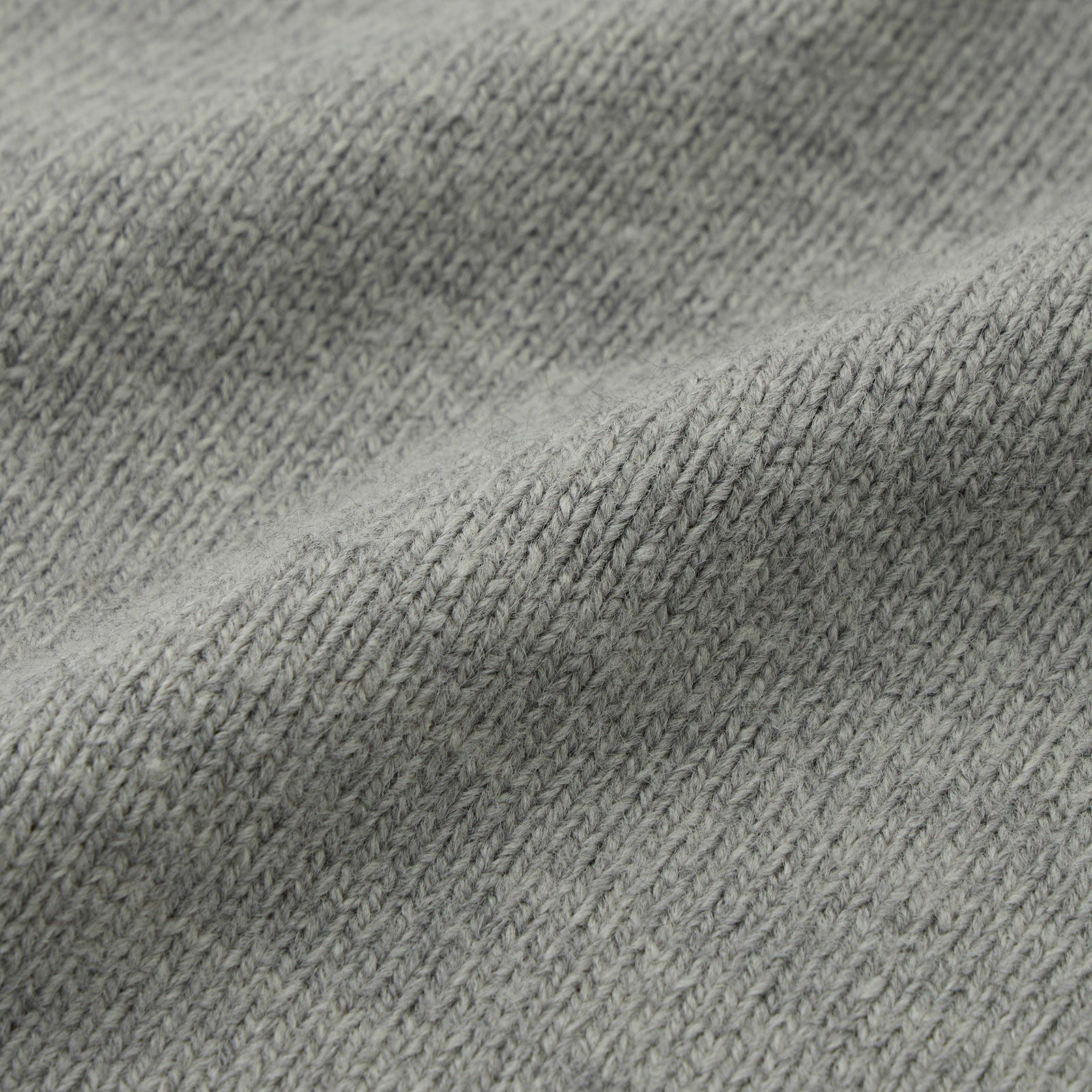 再生アクリル　Ｖネックカーディガン