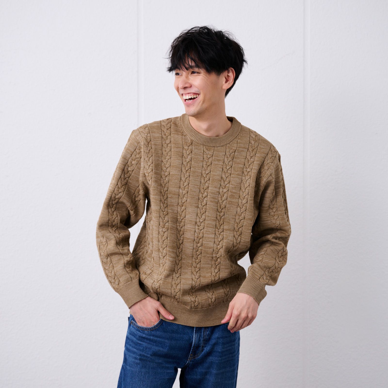 エアリーヤーン　ケーブルクルーネックプルオーバー