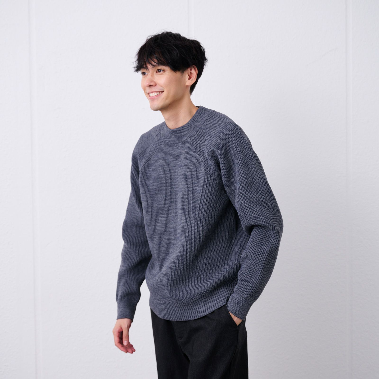 エアリーヤーン　畔編みモックネックプルオーバー