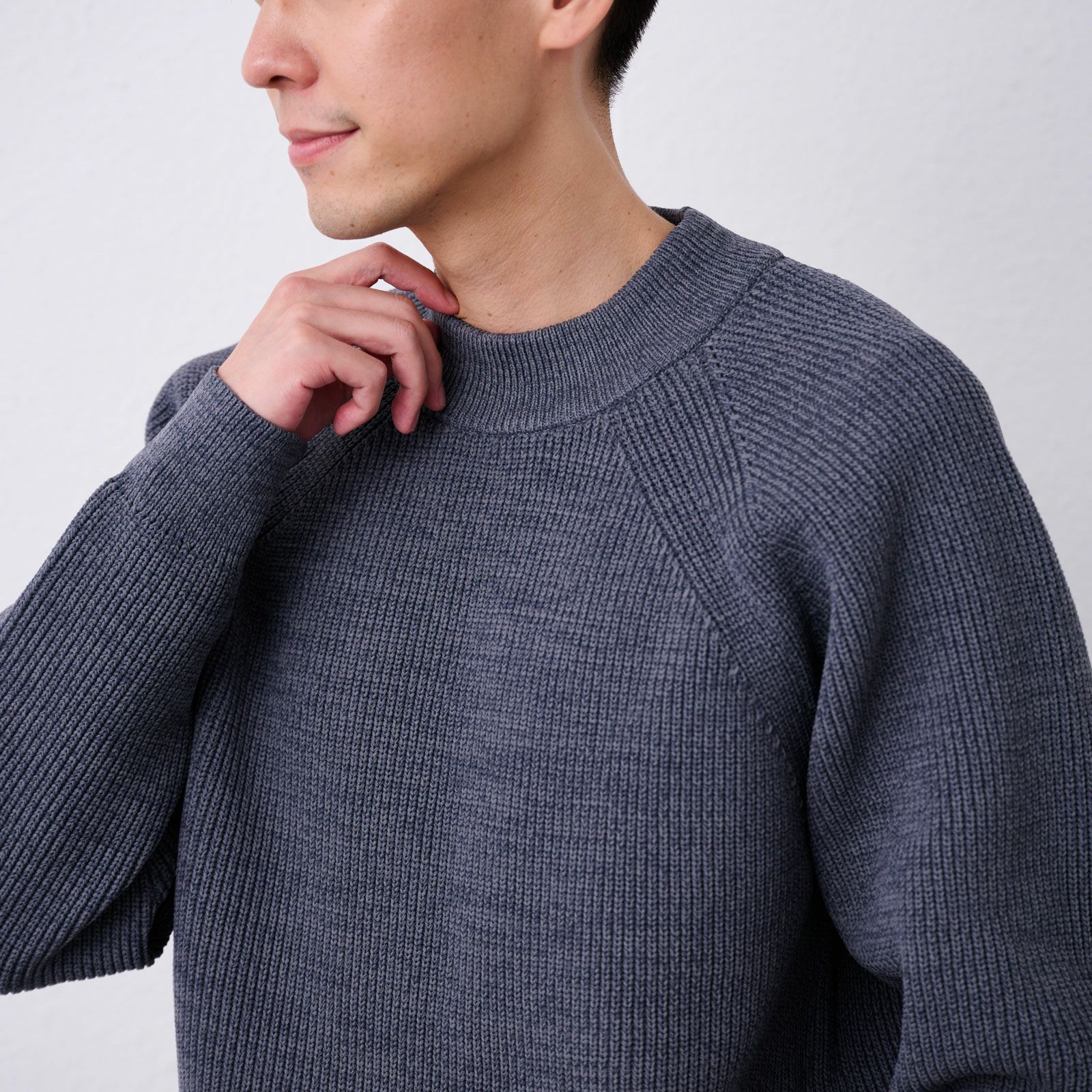 エアリーヤーン　畔編みモックネックプルオーバー