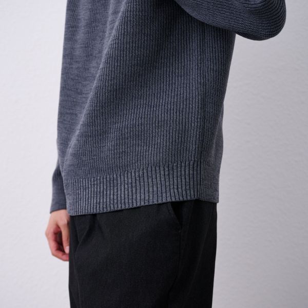 エアリーヤーン　畔編みモックネックプルオーバー