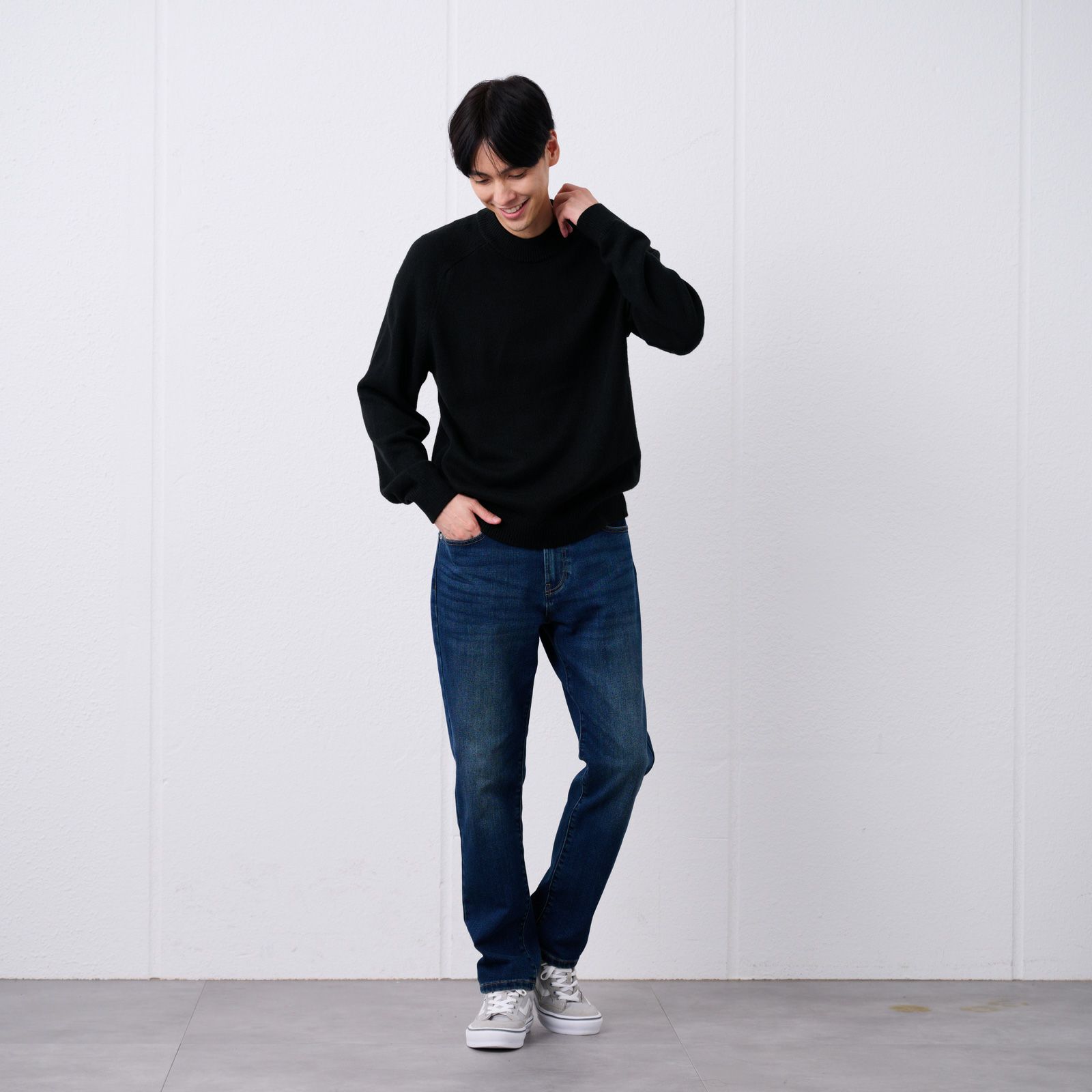 再生アクリル　モックネックプルオーバー