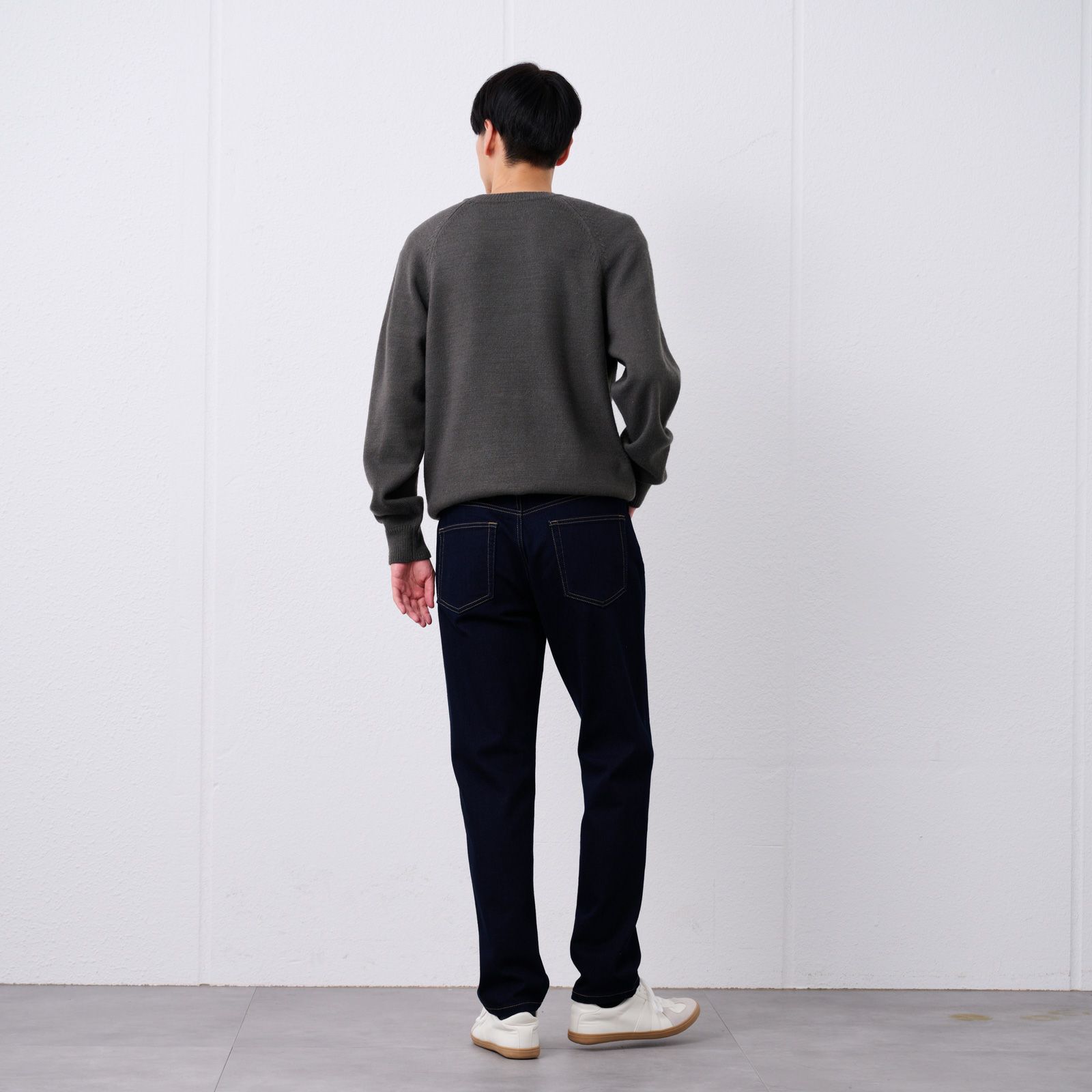 ピースフィットウォーム　レギュラーフィットスーパーストレッチジーンズ