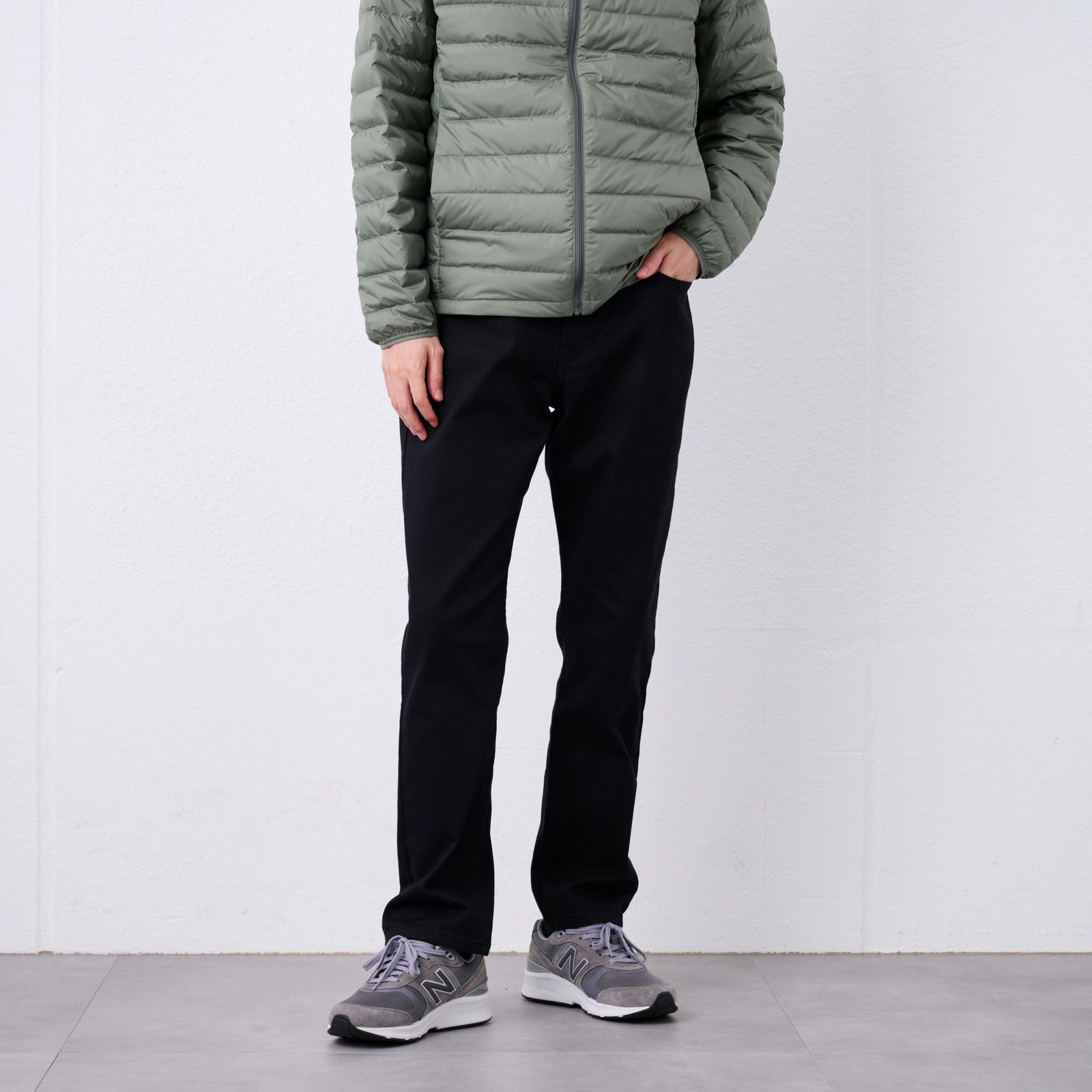 ピースフィットウォーム　レギュラーフィットスーパーストレッチジーンズ