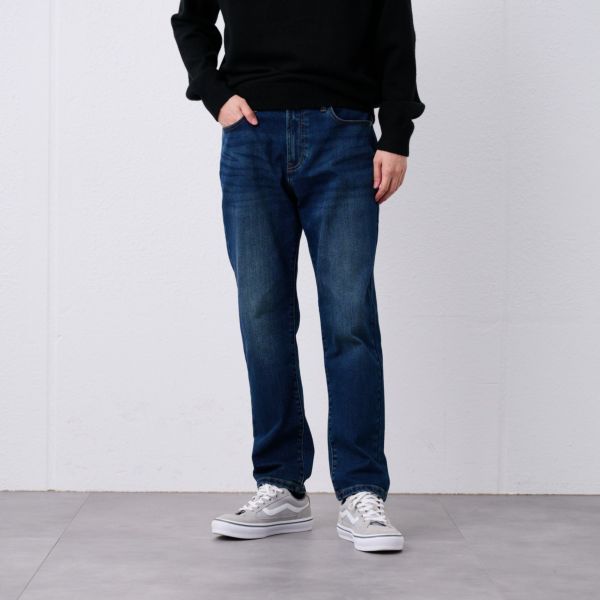 ピースフィットウォーム　レギュラーフィットスーパーストレッチジーンズ