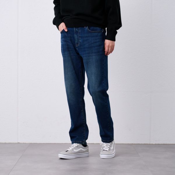 ピースフィットウォーム　レギュラーフィットスーパーストレッチジーンズ