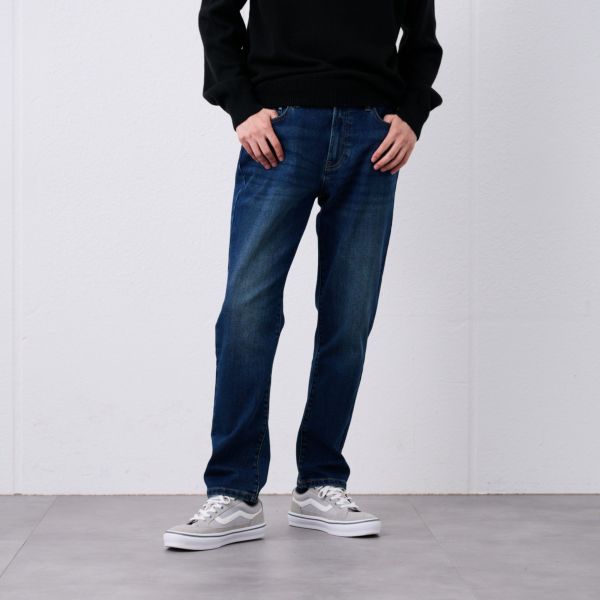 ピースフィットウォーム　レギュラーフィットスーパーストレッチジーンズ