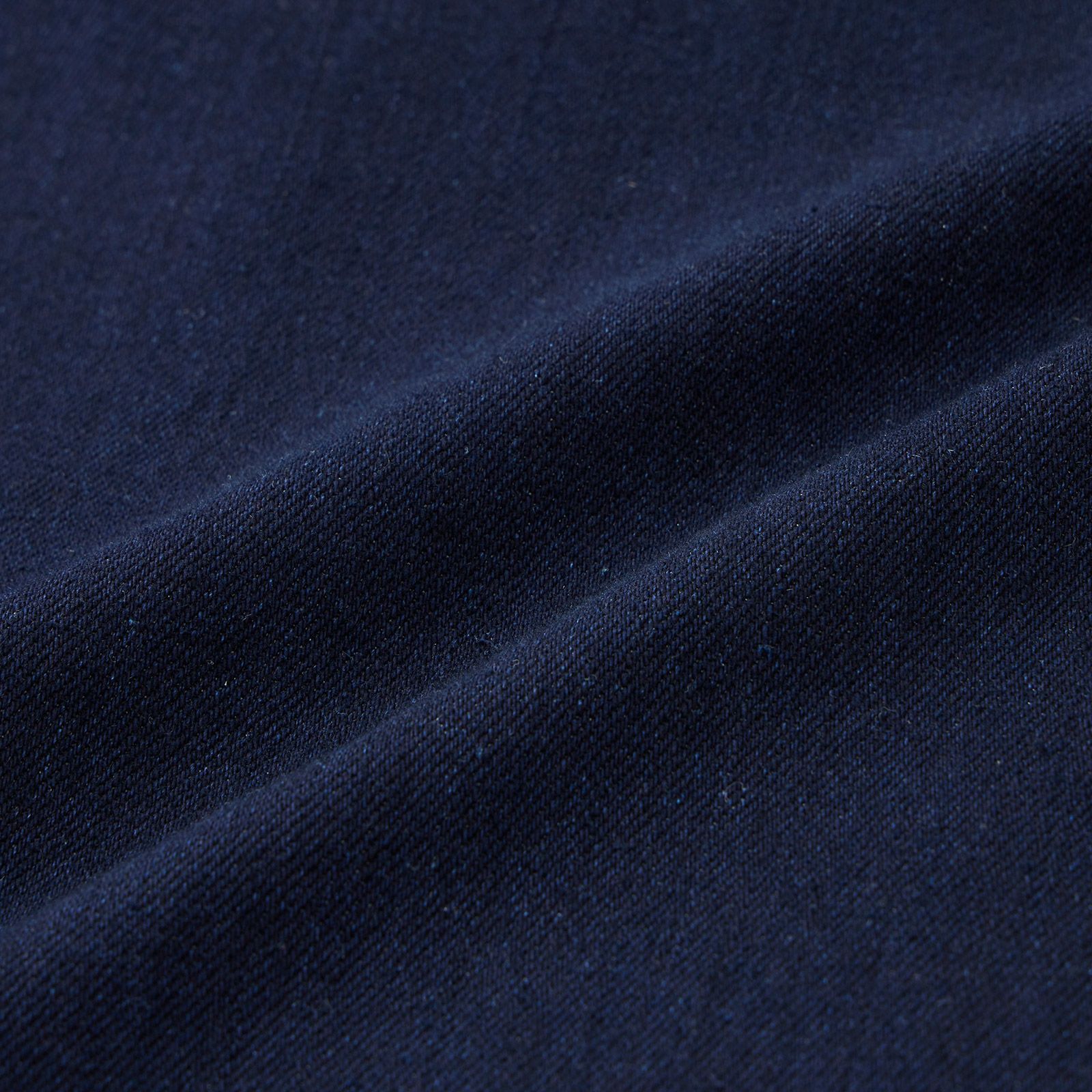 ピースフィットウォーム　レギュラーフィットスーパーストレッチジーンズ