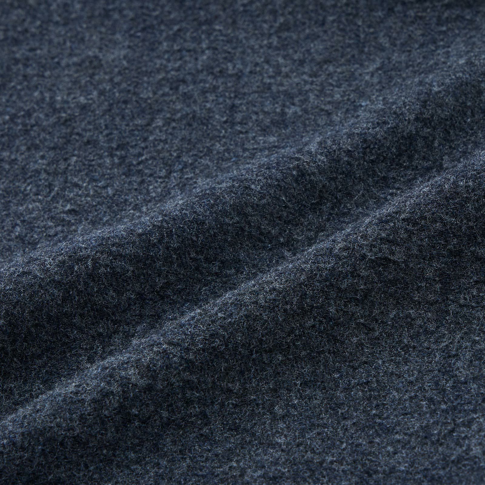 ピースフィットウォーム　レギュラーフィットスーパーストレッチジーンズ