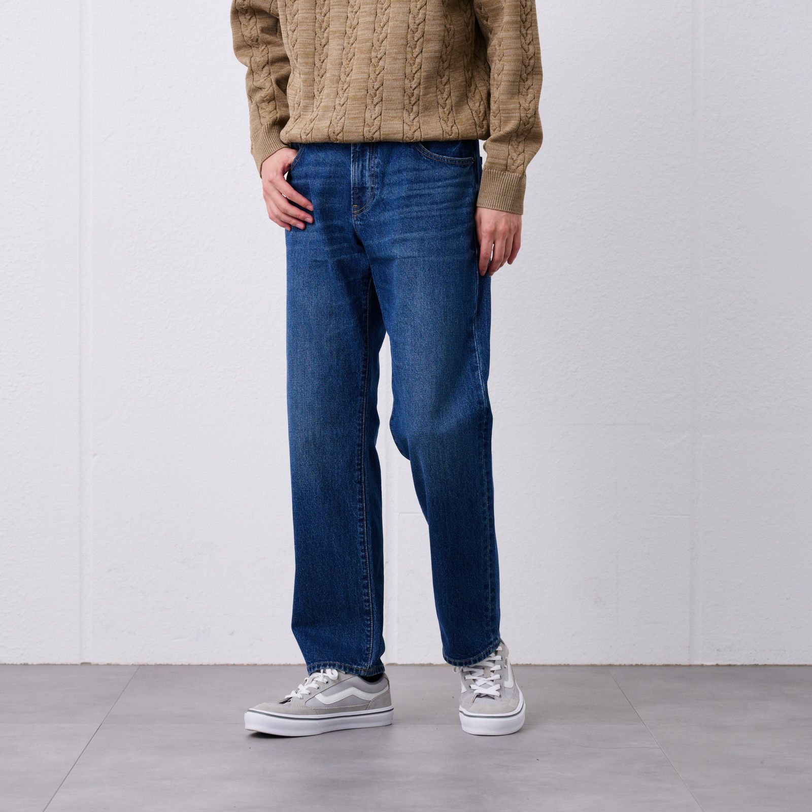 匠ジーンズ　レギュラーフィットパンツ