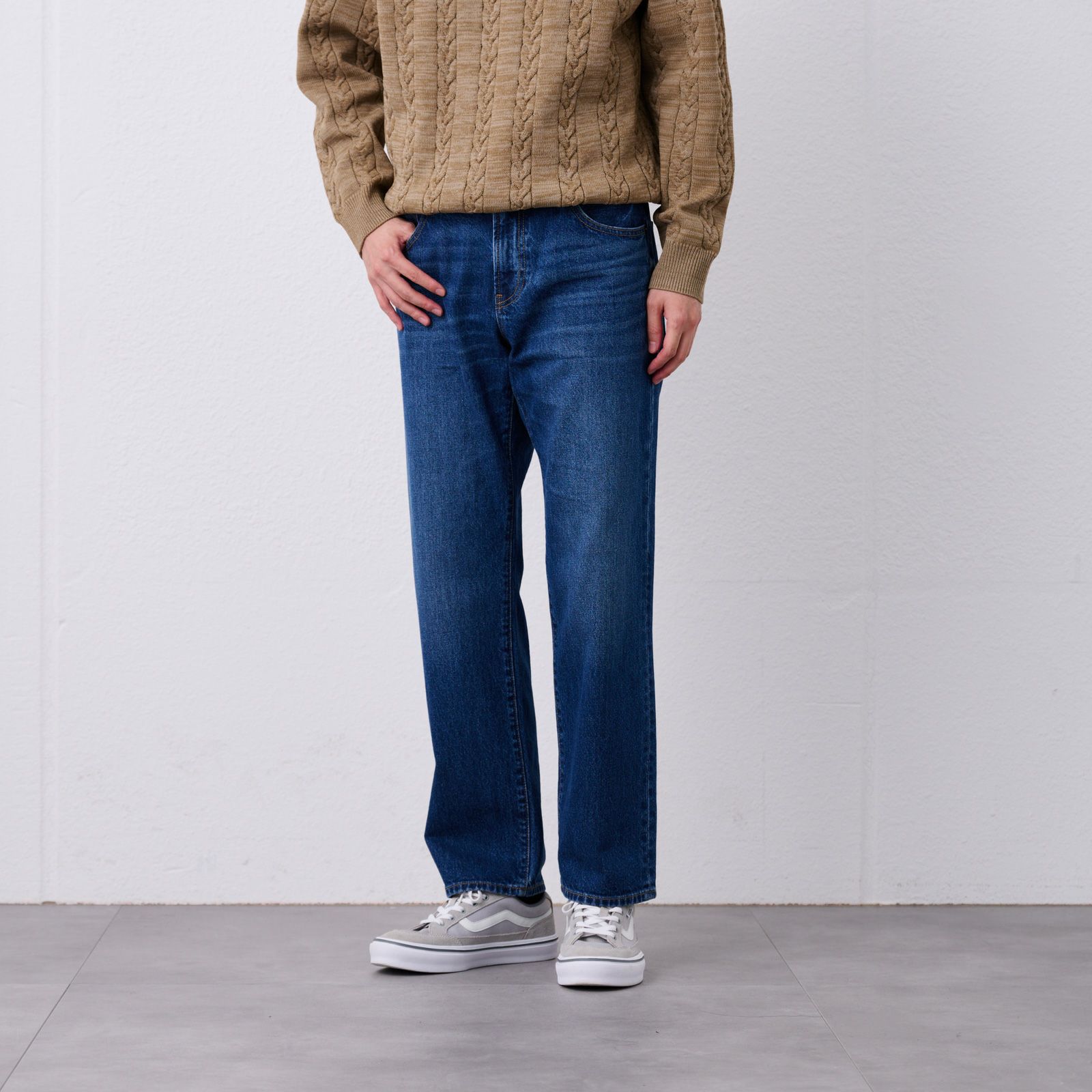 匠ジーンズ　レギュラーフィットパンツ