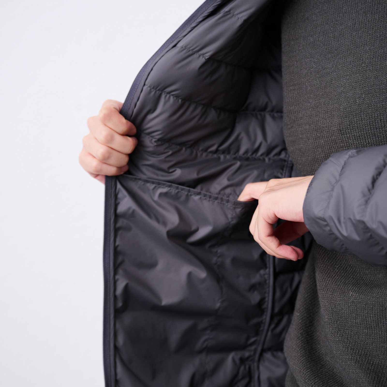 ウオッシャブルダウン　ダウンブルゾン